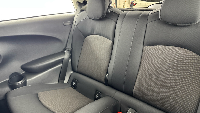 MINI Hatchback 1.5 Cooper Classic II 3dr Petrol Hatchback